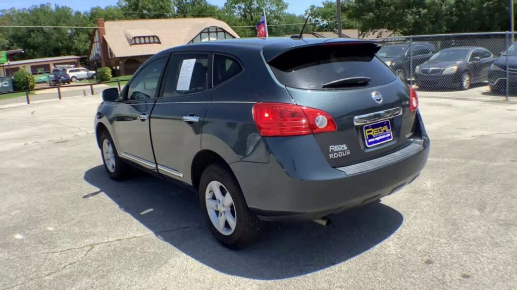 2013 Nissan Rogue S