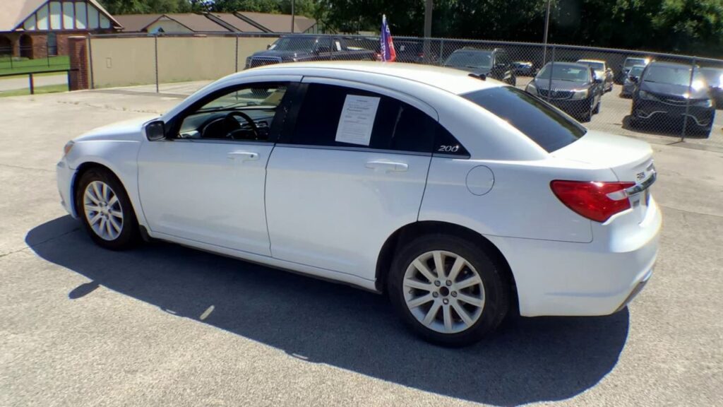 2014 Chrysler 200 Touring