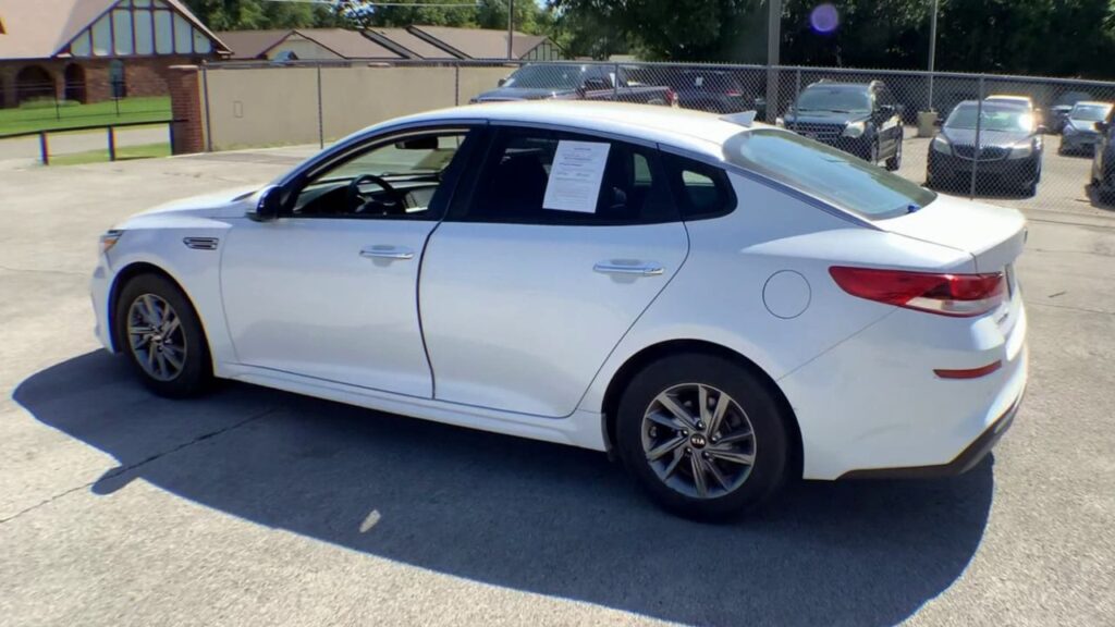 2020 Kia Optima LX