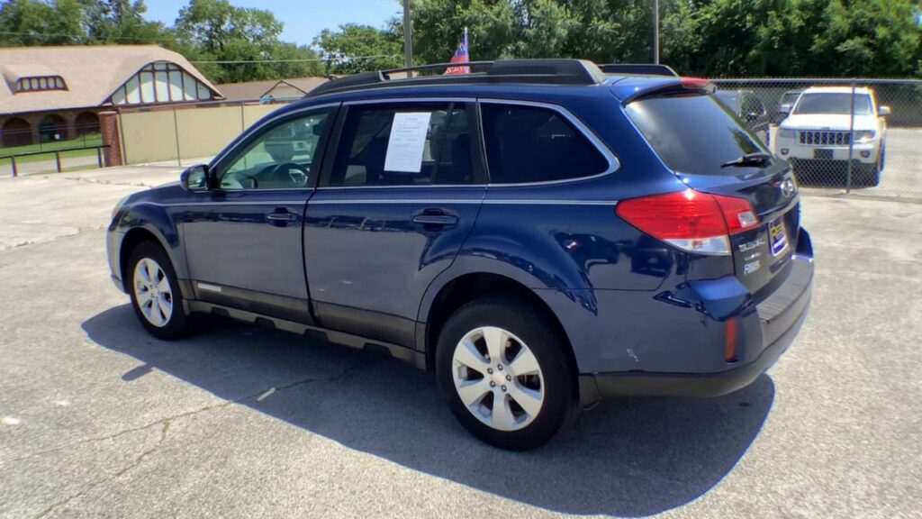 2010 Subaru Outback 2.5i Premium