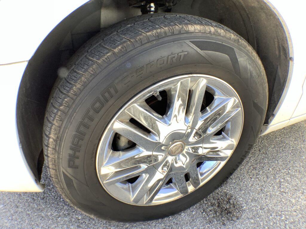 2010 Chrysler Town & Country New Limited