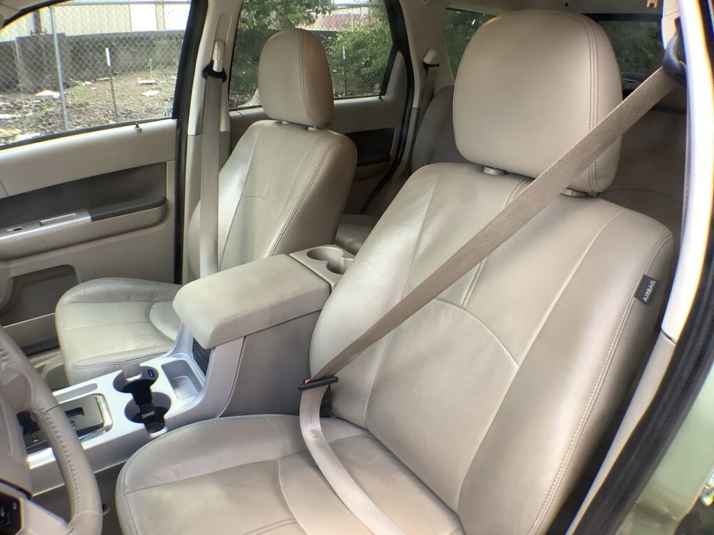 2010 Mercury Mariner Premier