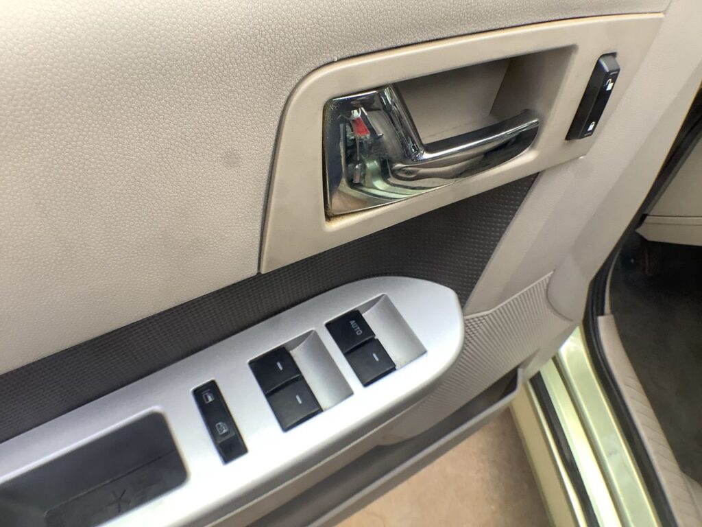 2010 Mercury Mariner Premier