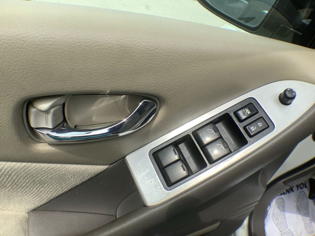 2011 Nissan Murano S