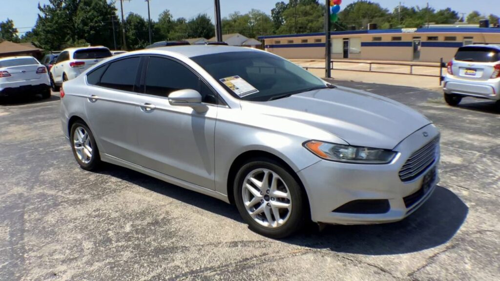 2015 Ford Fusion SE