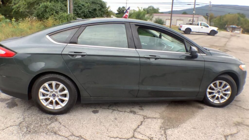2015 Ford Fusion S