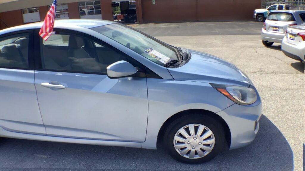 2013 Hyundai Accent GLS