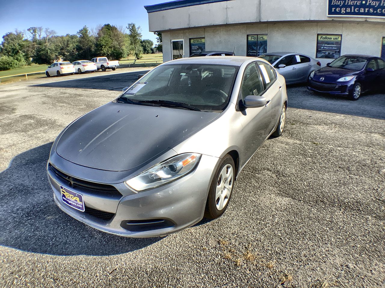 2016 Dodge Dart SE photo 3