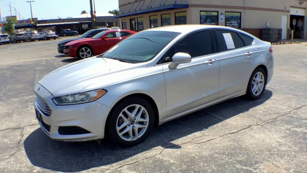2015 Ford Fusion SE