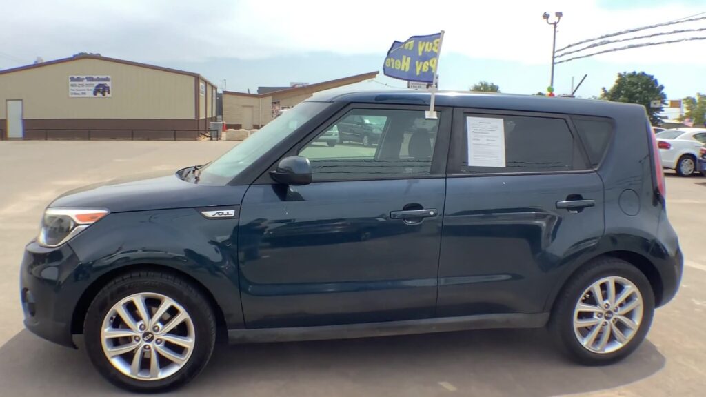 2017 Kia Soul +