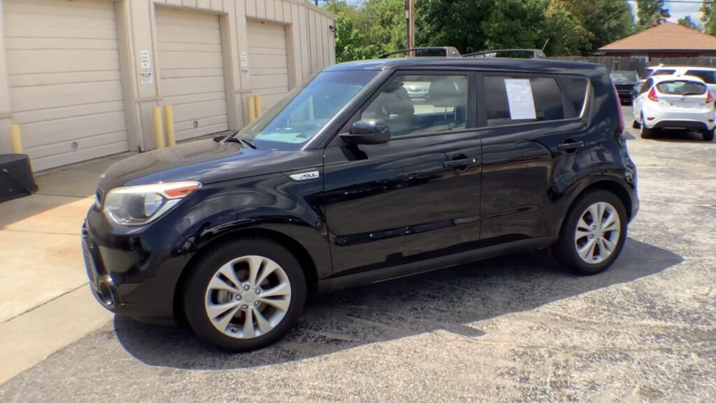 2016 Kia Soul +
