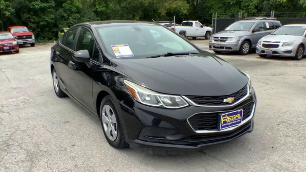 2017 Chevrolet Cruze LS Auto