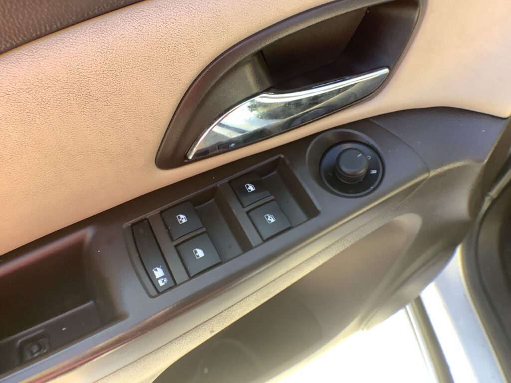 2014 Chevrolet Cruze 2LT Auto