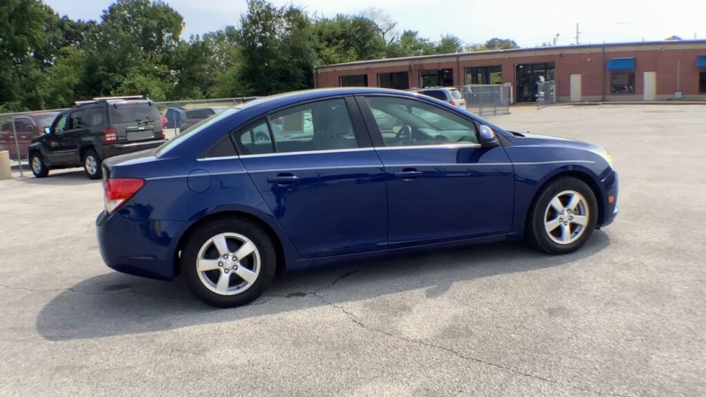 2013 Chevrolet Cruze 1LT Auto