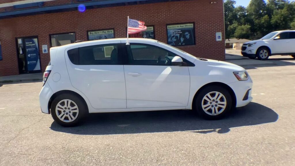 2019 Chevrolet Sonic LT Auto