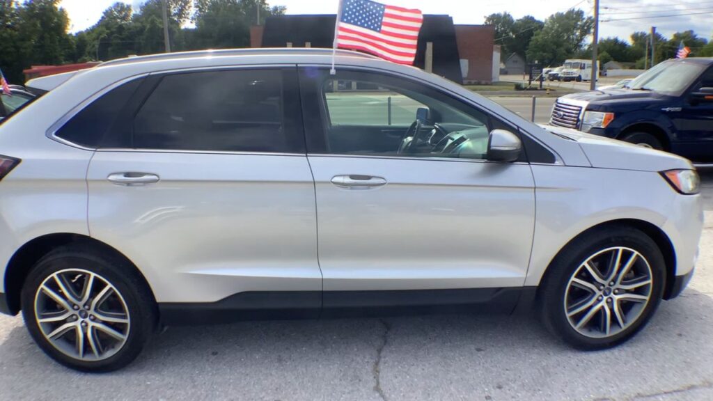 2019 Ford Edge Titanium