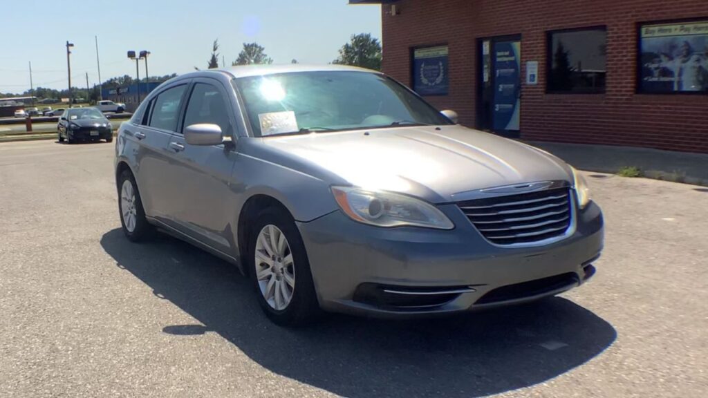 2014 Chrysler 200 LX