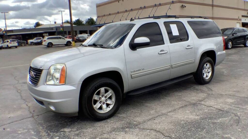 2013 GMC Yukon XL 1500 SLE