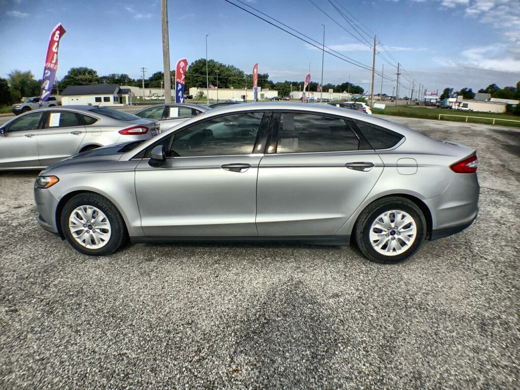 2014 Ford Fusion S