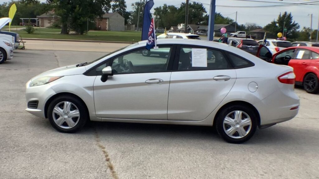 2016 Ford Fiesta S