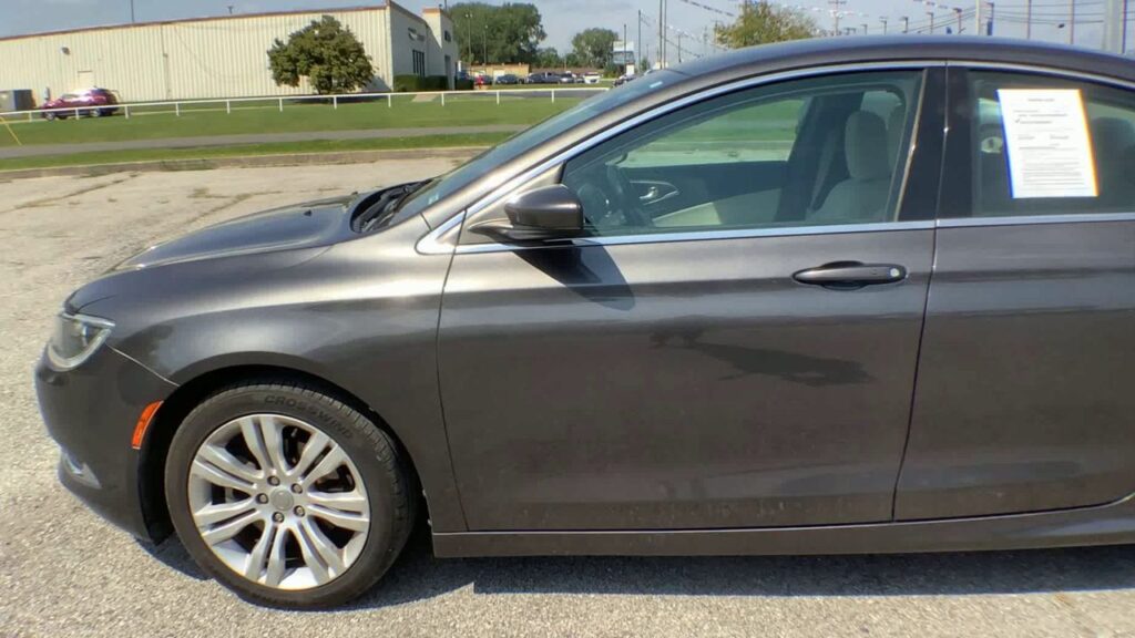 2015 Chrysler 200 Limited