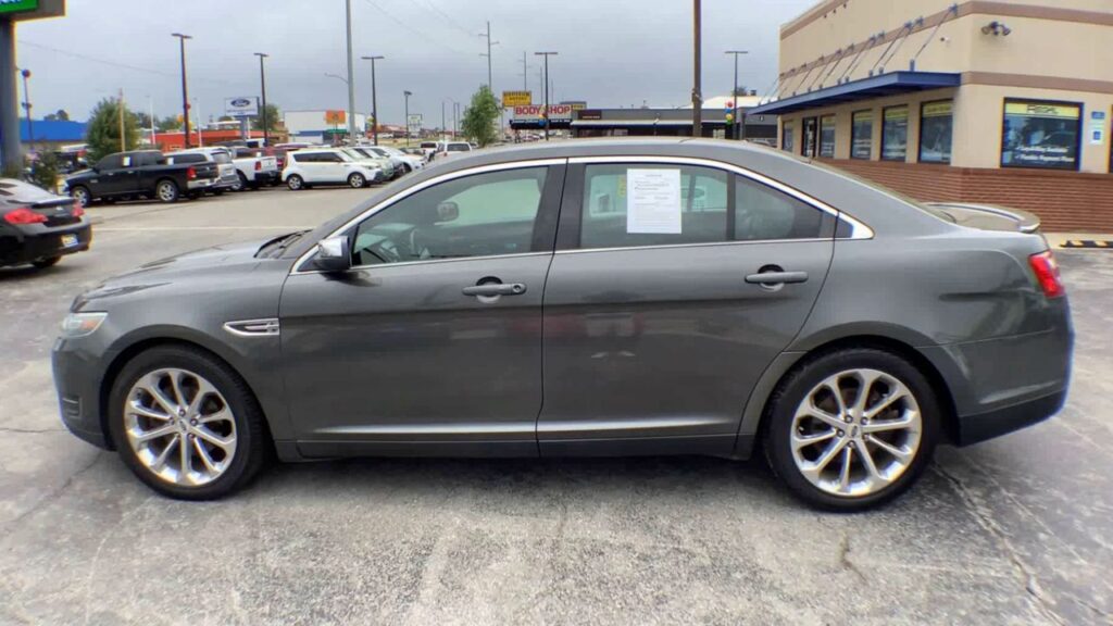 2015 Ford Taurus Limited