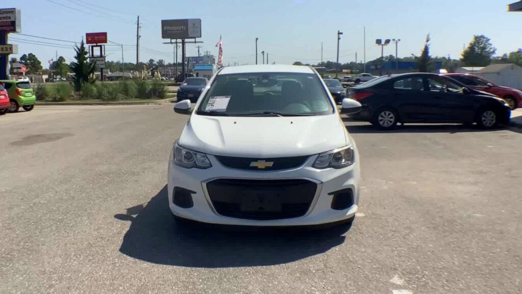 2019 Chevrolet Sonic LT Auto