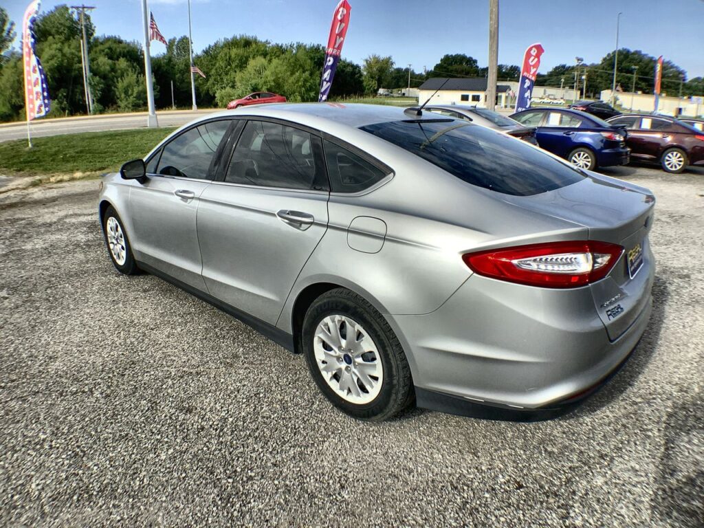 2014 Ford Fusion S