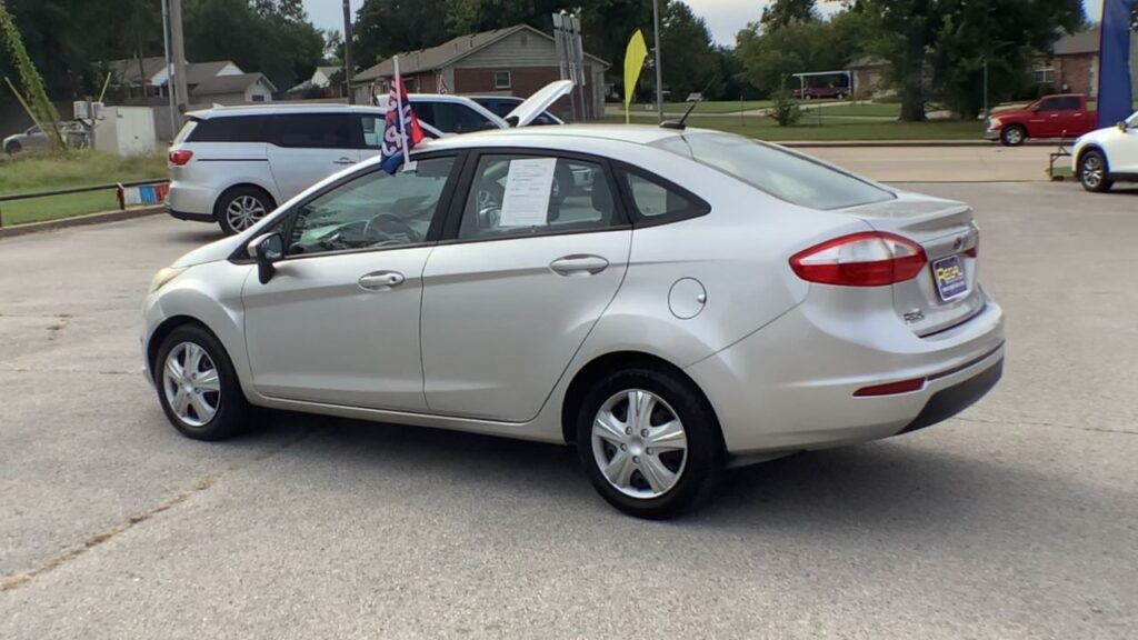 2016 Ford Fiesta S