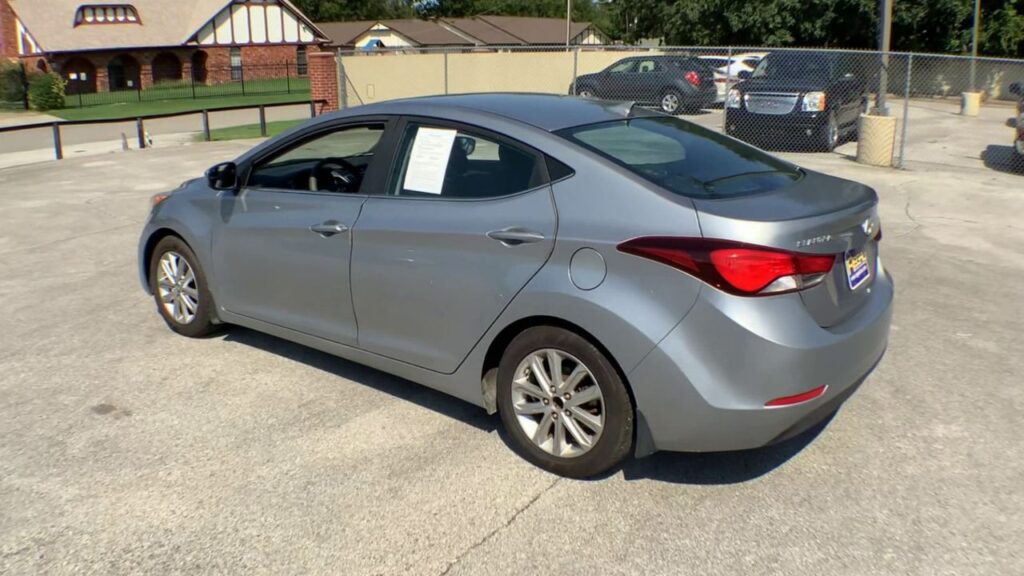 2015 Hyundai Elantra SE