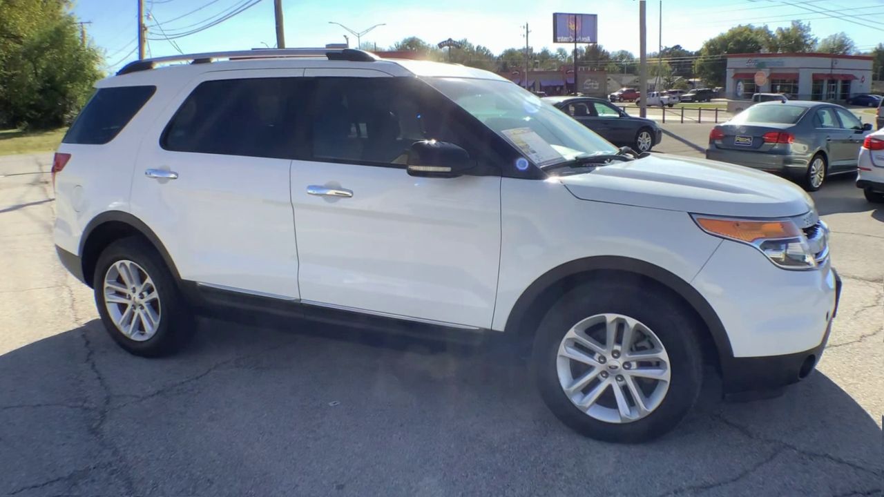 2013 Ford Explorer XLT's photo