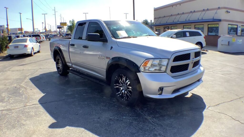 2018 RAM 1500 Express Quad Cab 4x2 64" Box