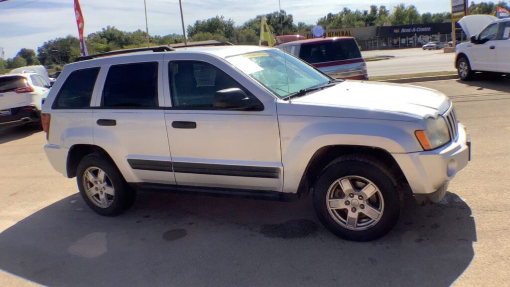2006 Jeep Grand Cherokee Laredo