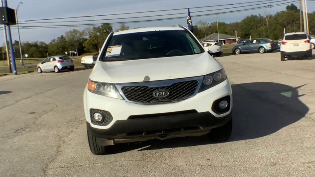 2011 Kia Sorento LX