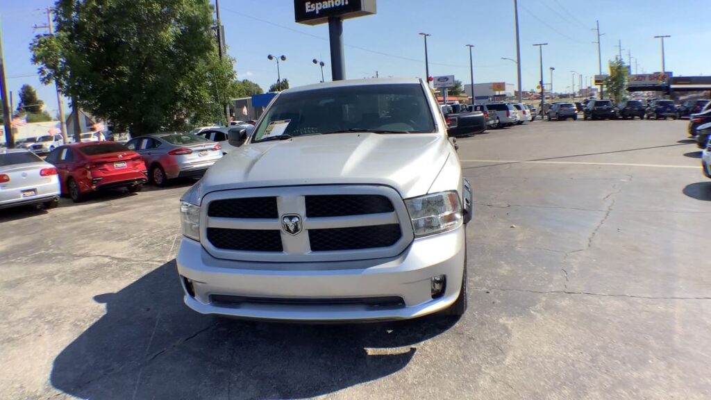 2018 RAM 1500 Express Quad Cab 4x2 64" Box