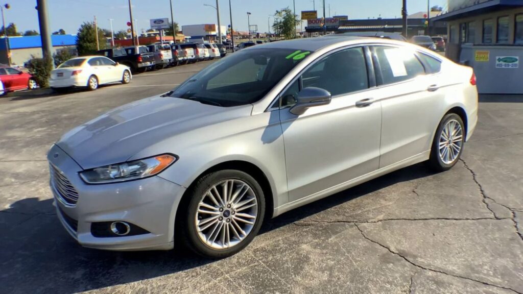 2016 Ford Fusion SE