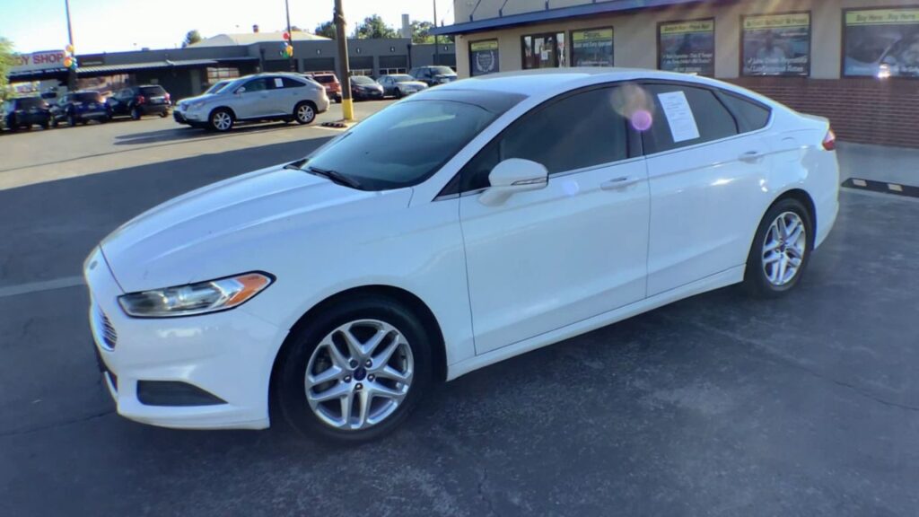 2013 Ford Fusion SE