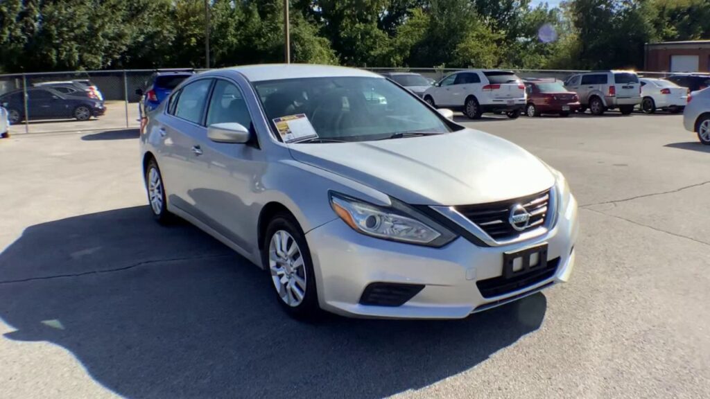 2016 Nissan Altima 4 DOOR SEDAN