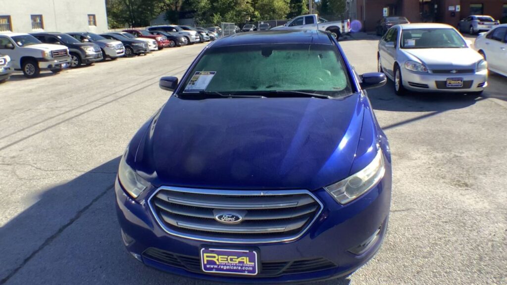 2013 Ford Taurus SEL