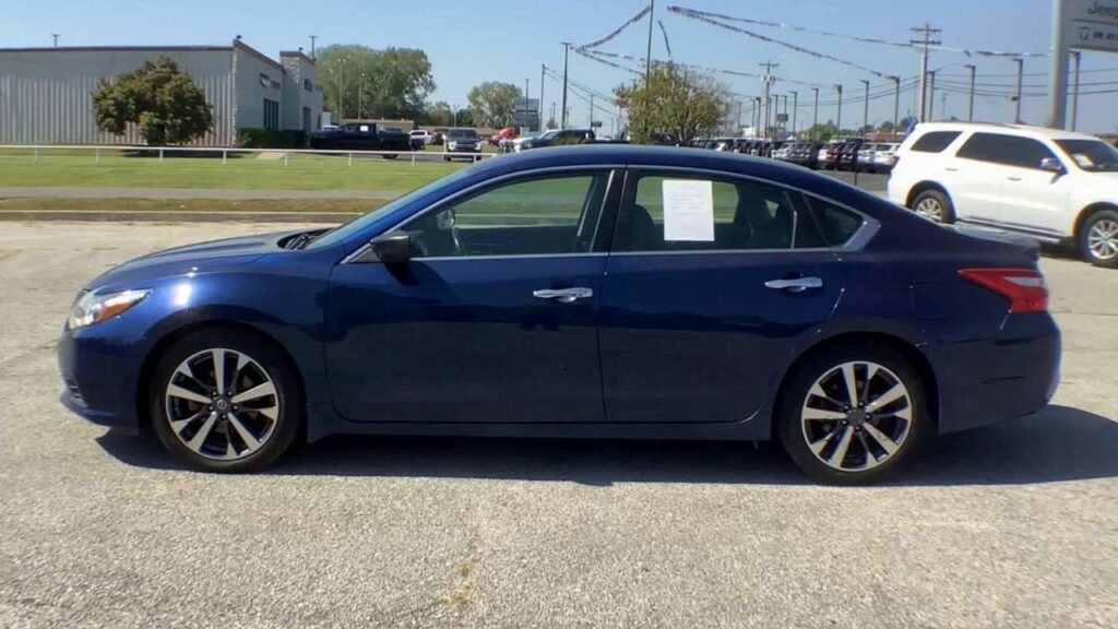 2016 Nissan Altima 2.5 SR