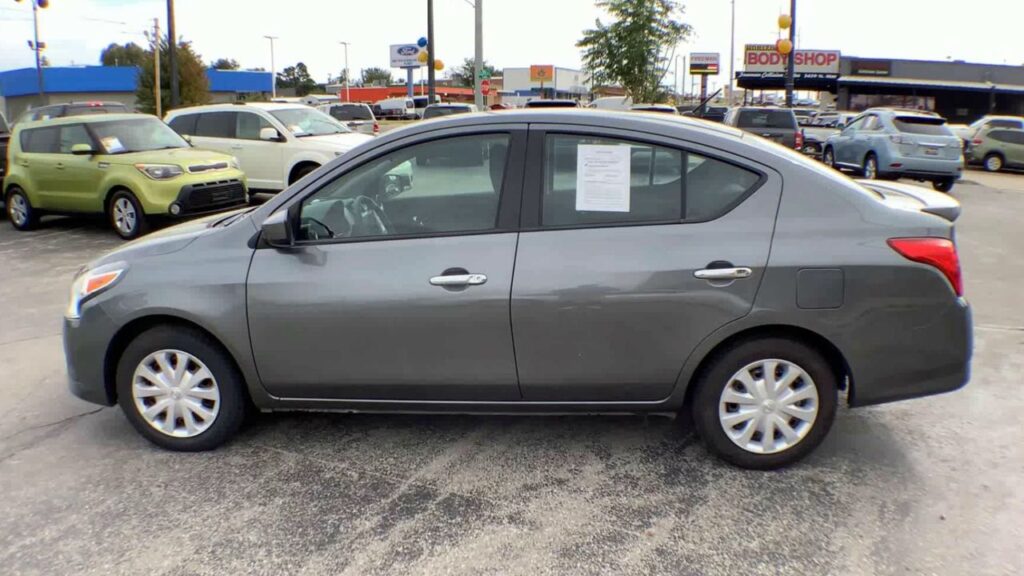 2018 Nissan Versa 1.6 SV