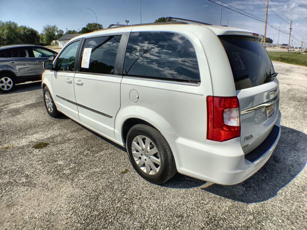 2014 Chrysler Town & Country Touring