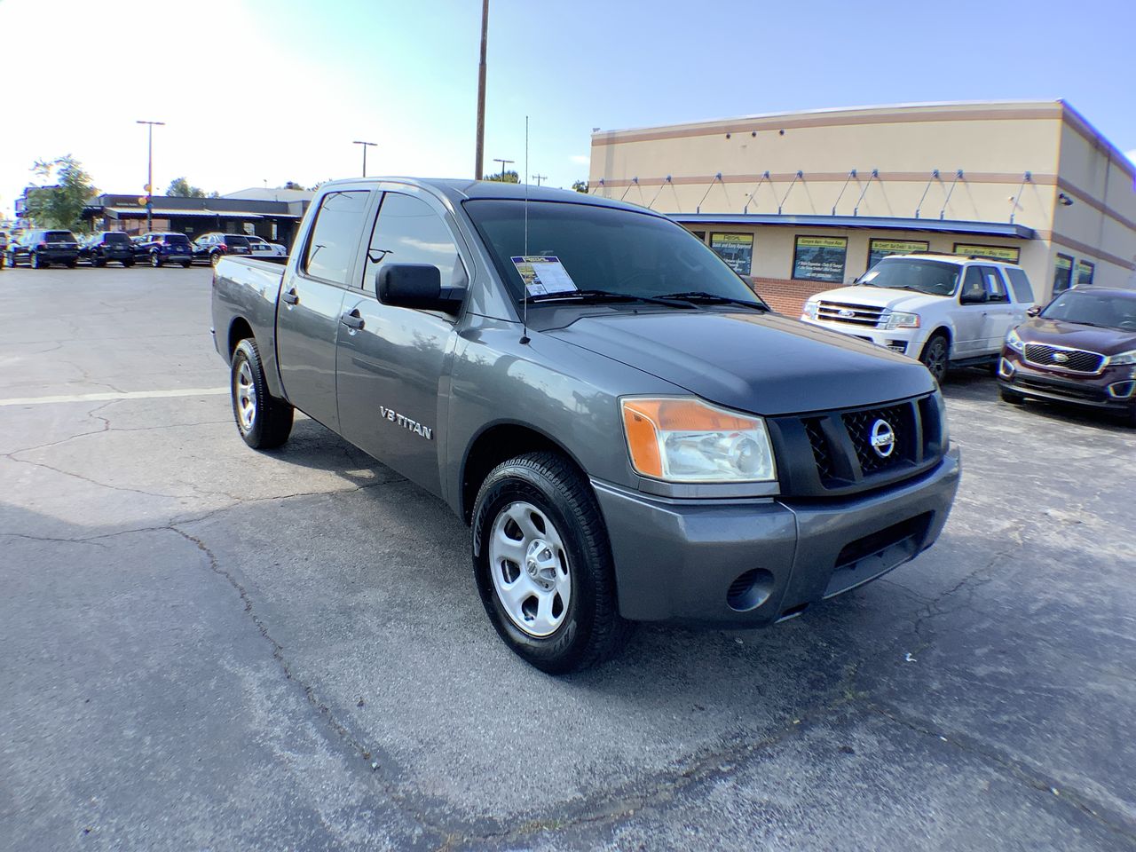 2014 Nissan Titan S's photo