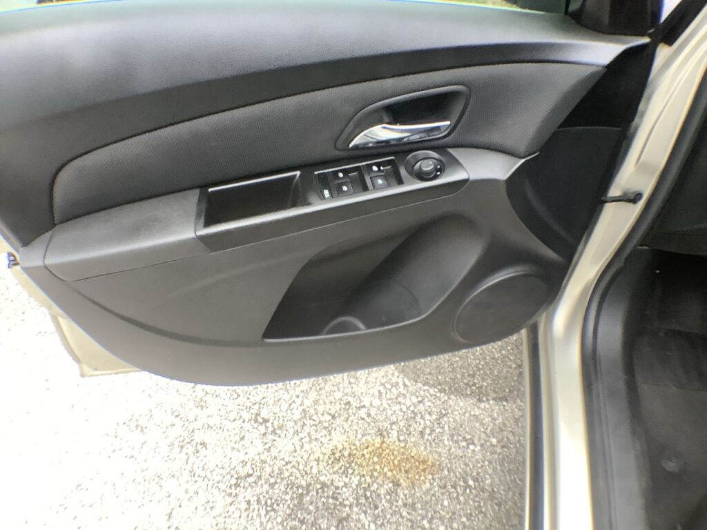 2013 Chevrolet Cruze 1LT Auto