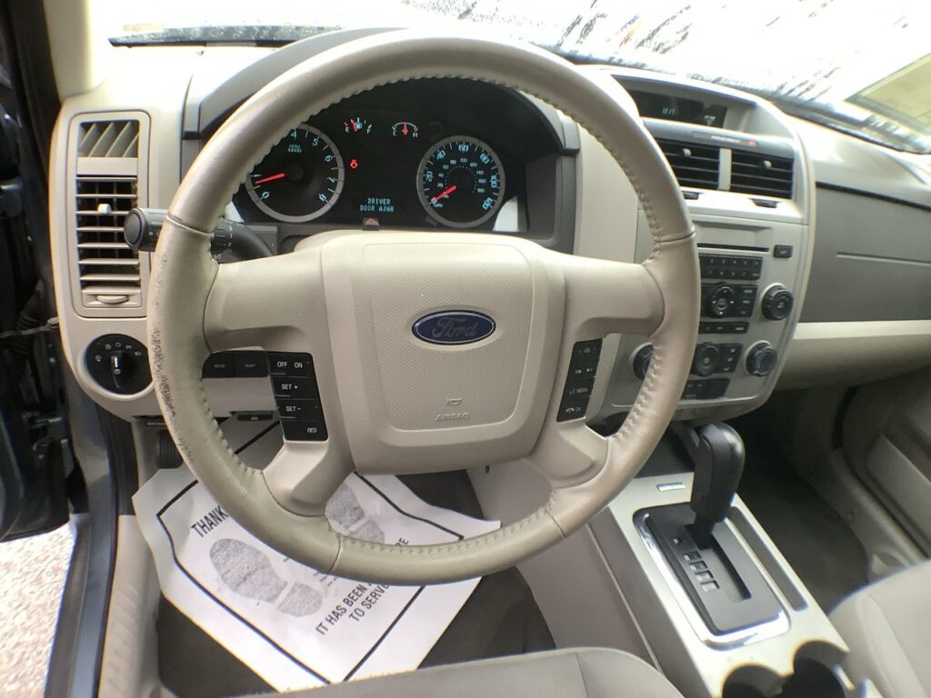 2011 Ford Escape XLT
