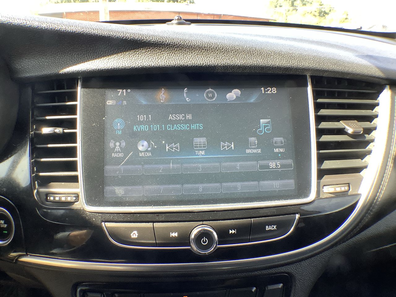 2018 Buick Encore Sport Touring - Photo 17