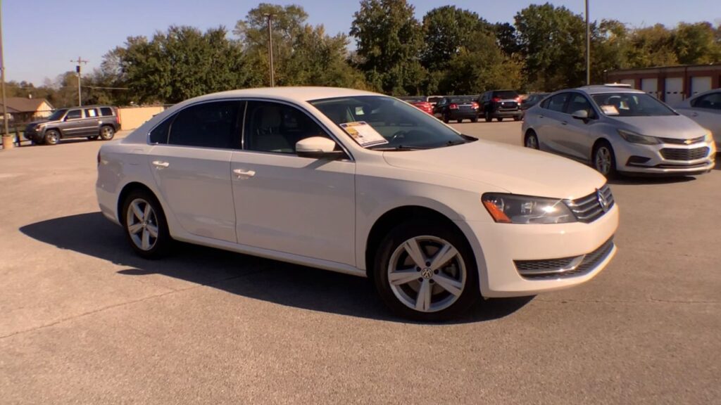 2015 Volkswagen Passat 1.8T SE