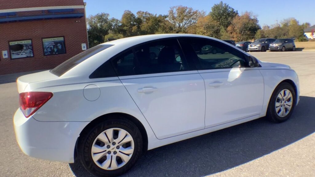 2014 Chevrolet Cruze LS Auto