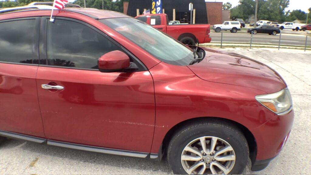 2015 Nissan Pathfinder SV