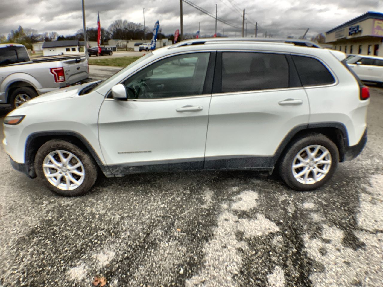 2017 Jeep Cherokee Latitude photo 4